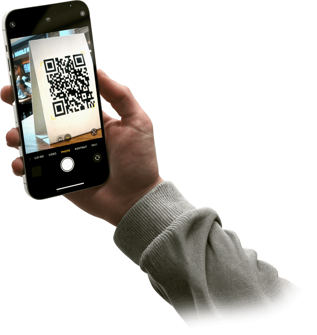 Cliente escaneando o QR code pelo celular